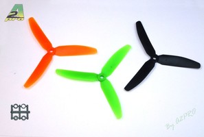 Hélice Tripale 7x3.5 Noire propulsive Gemfan 1 pîèce