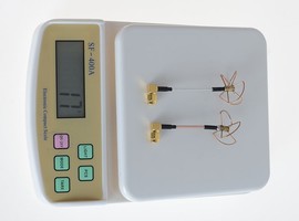 Set d'antennes FPV 5.8Ghz 3 lobes TX et 4 lobes TX/RX - Connecteur 21047